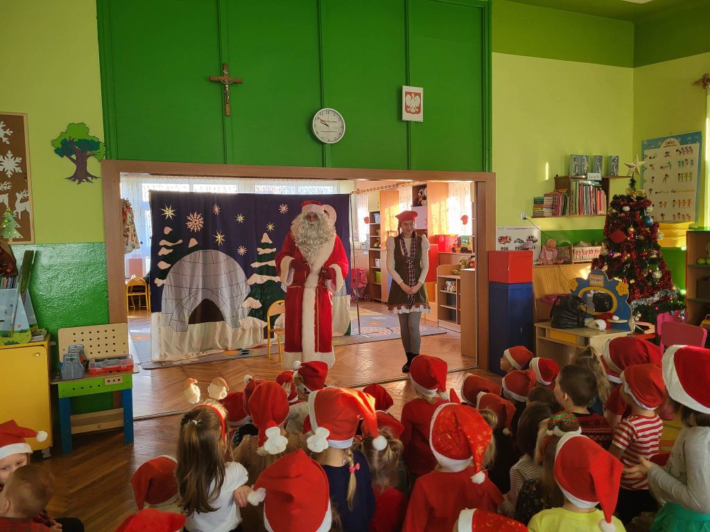 Św. Mikołaj odwiedził dzieci w przedszkolu