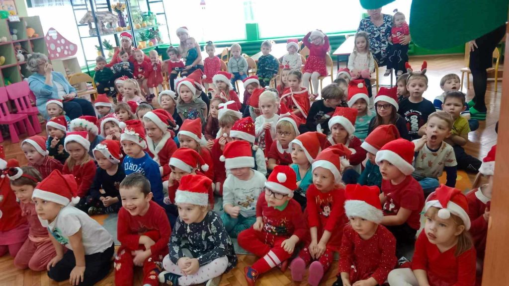 Przedszkolaki czekają na św. Mikołaja
