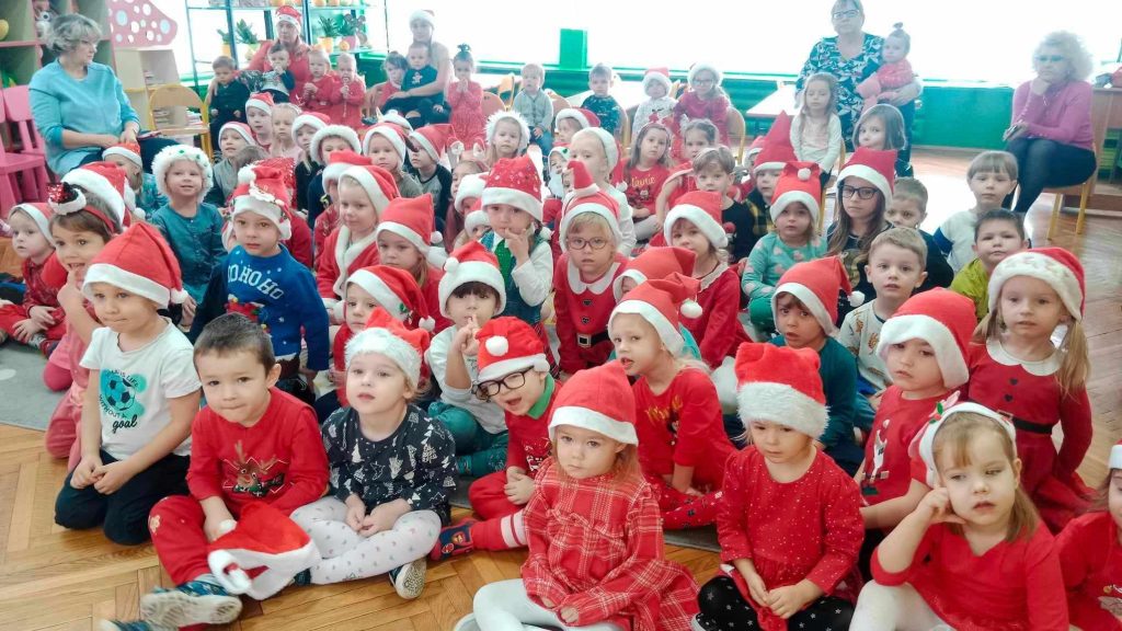 Przedszkolaki czekają na św. Mikołaja