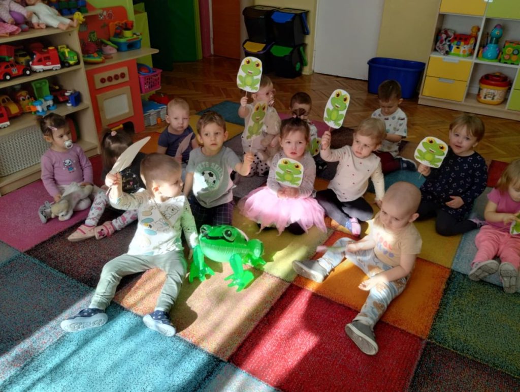 Przedszkolaki i żabki