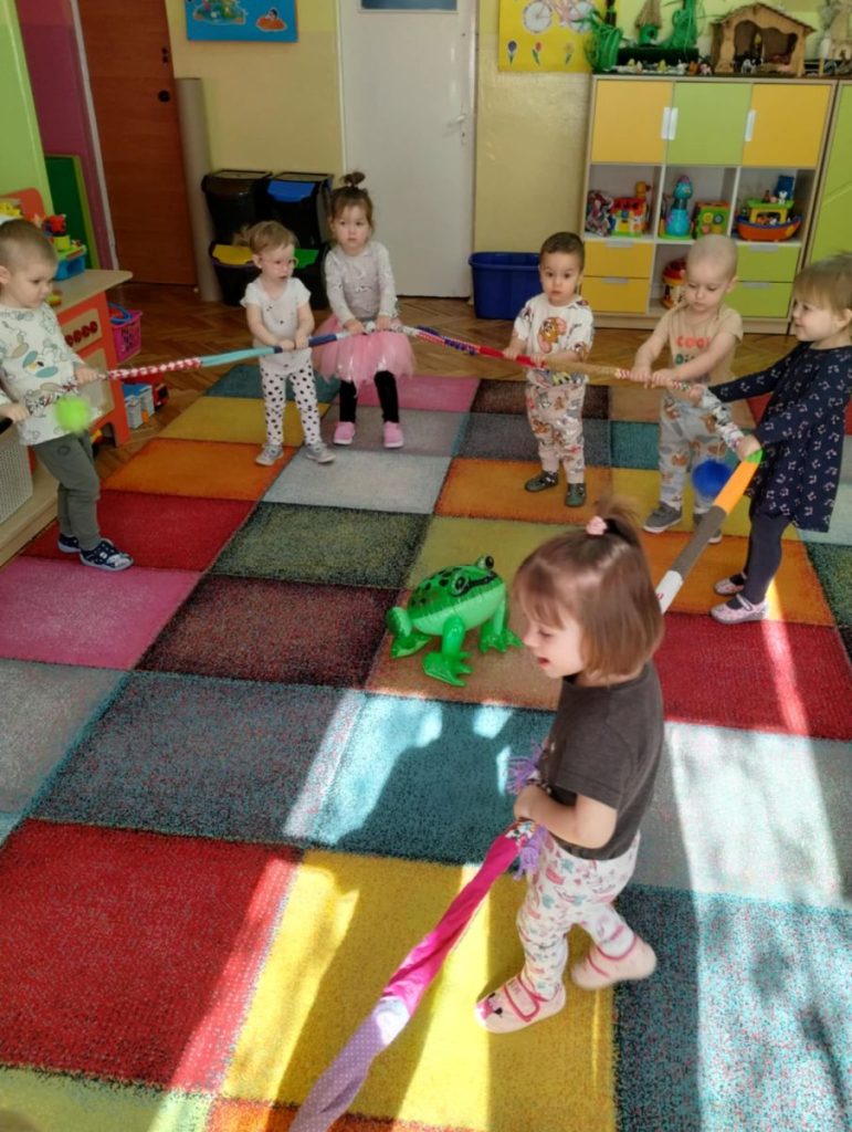 Zabawa z gumą animacyjną